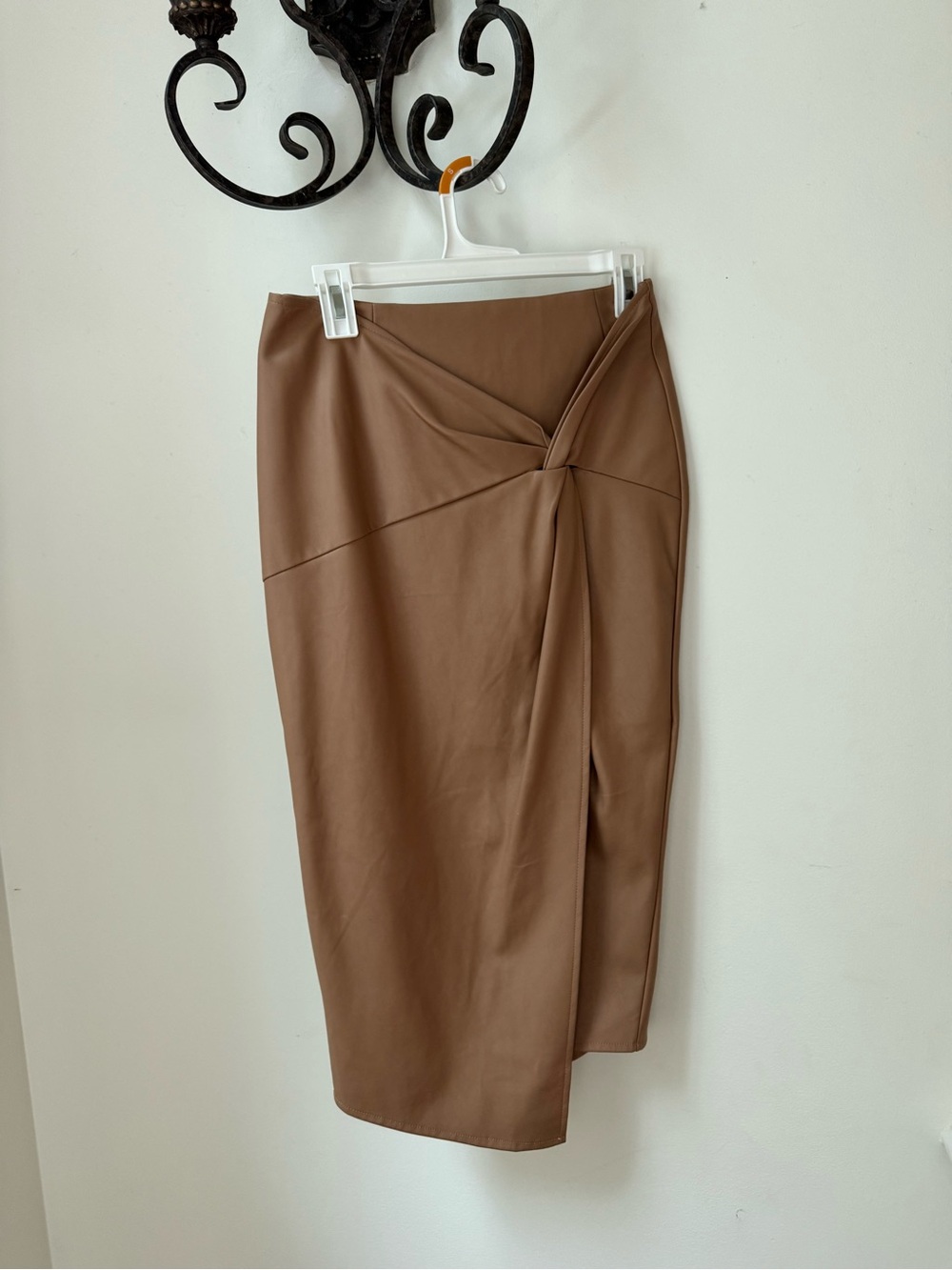 fab'rik Brown Twist-Detail Midi Skirt